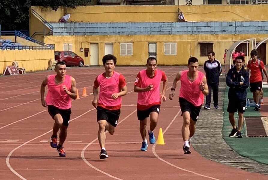 3 Trọng tài Hạng nhất không đạt yêu cầu