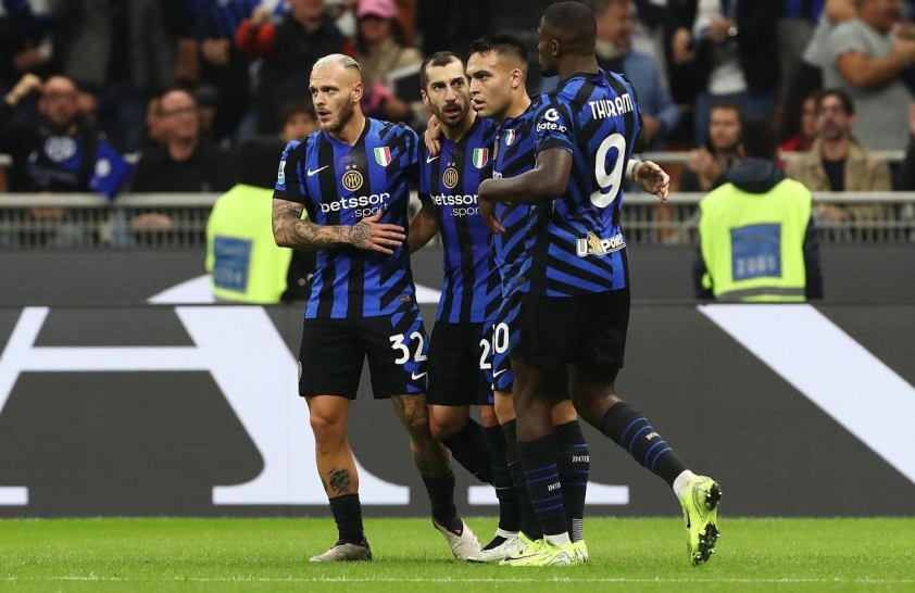 Inter Milan chia điểm với Juventus trong trận cầu ‘điên rồ’ 8 sao