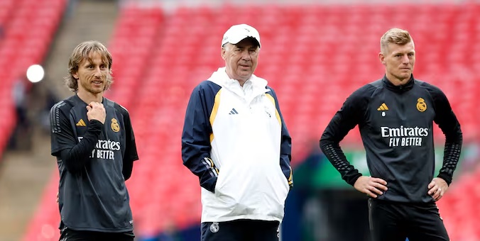 Luka Modric chia tay Real Madrid, khép lại kỷ nguyên vàng tuyến giữa