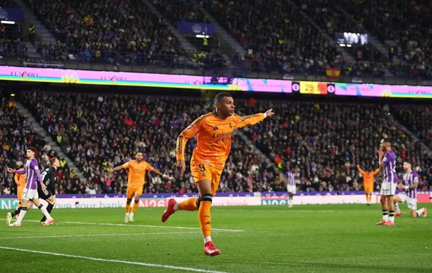 Mbappe đạt cột mốc ghi bàn cho Real Madrid sau cú hat-trick