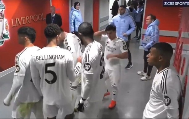 Nghi vấn Mbappe bị đồng đội cô lập ở Real Madrid