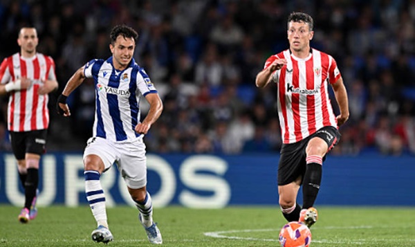 Real Madrid ngưng theo đuổi Zubimendi, tập trung củng cố hàng thủ