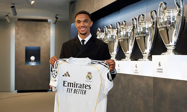 Trent Alexander-Arnold bị tố giả tạo, đã lên kế hoạch rời Liverpool từ lâu